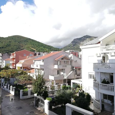 Apartment Azalea Of بودفا المظهر الخارجي الصورة