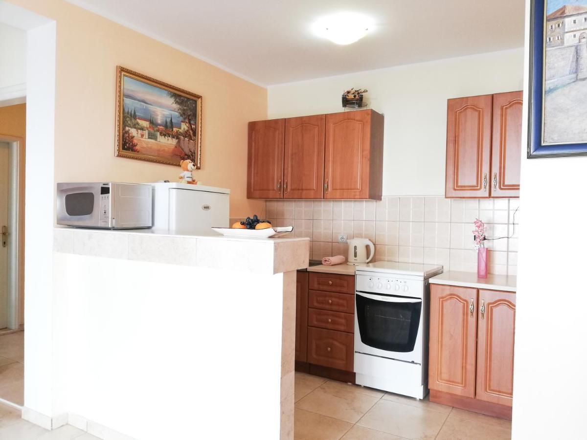 Apartment Azalea Of بودفا المظهر الخارجي الصورة