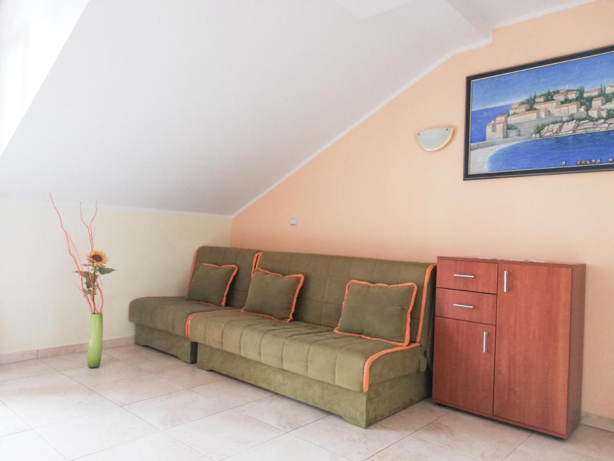 Apartment Azalea Of بودفا المظهر الخارجي الصورة