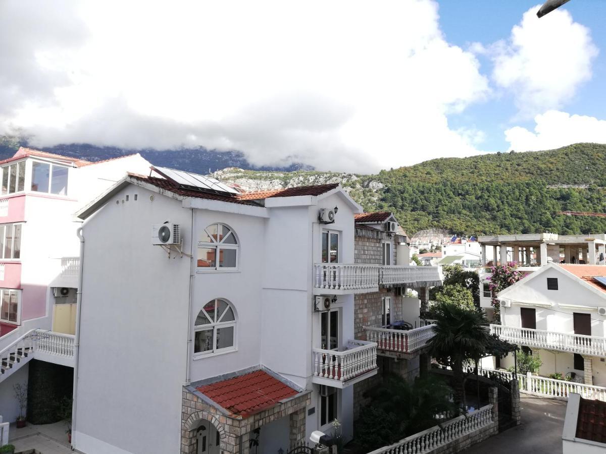Apartment Azalea Of بودفا المظهر الخارجي الصورة