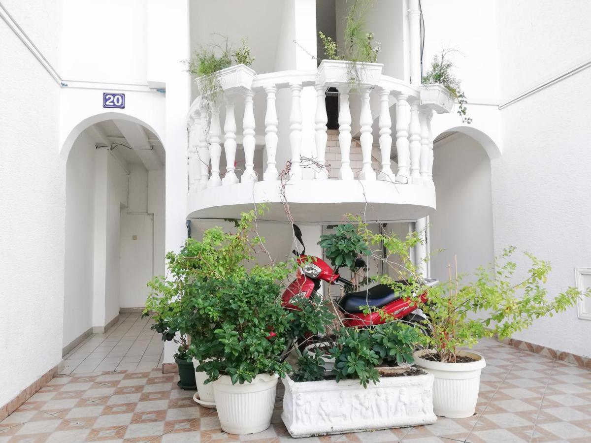 Apartment Azalea Of بودفا المظهر الخارجي الصورة